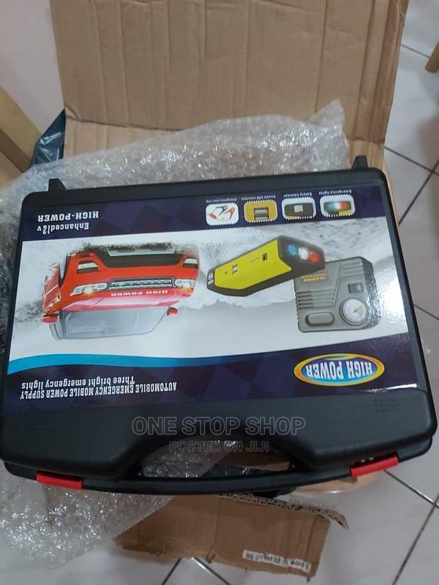 4 in 1 Emergency Jumpstarter - thumbnail 4