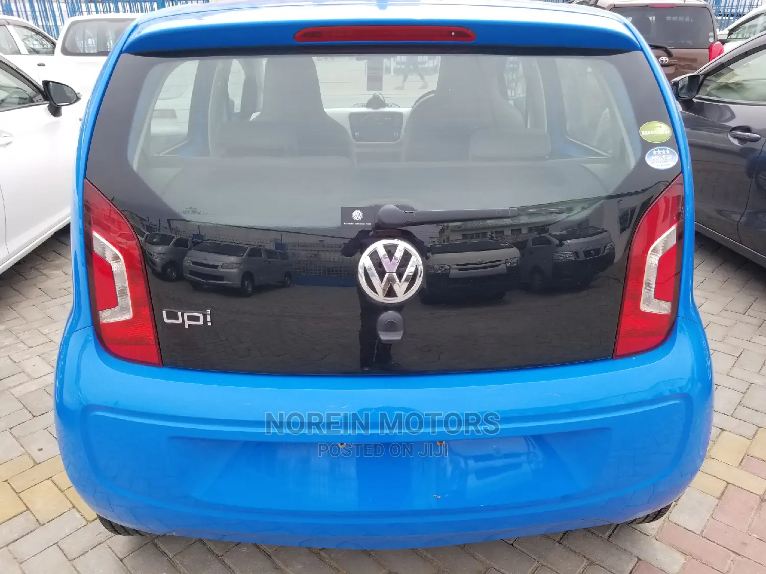 Volkswagen Up 2014 Blue
