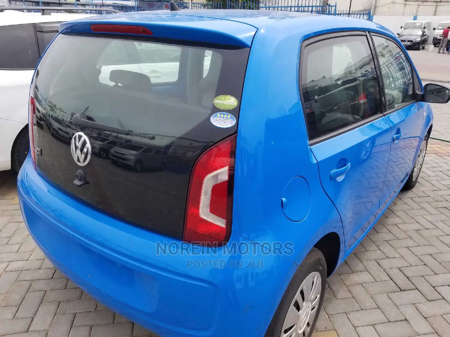 Volkswagen Up 2014 Blue