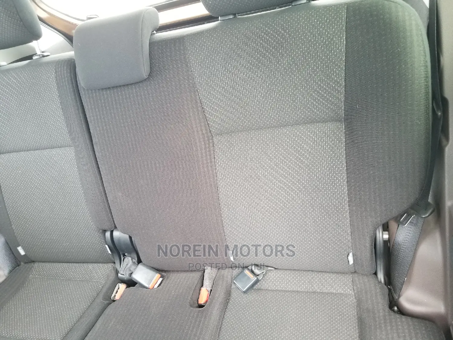Toyota Porte 2015 Brown
