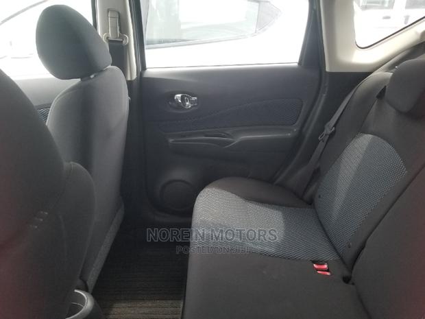 Nissan Note 2014 SV Premium Silver - thumbnail 6