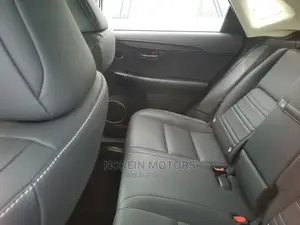 Lexus NX 300h 2014 Purple