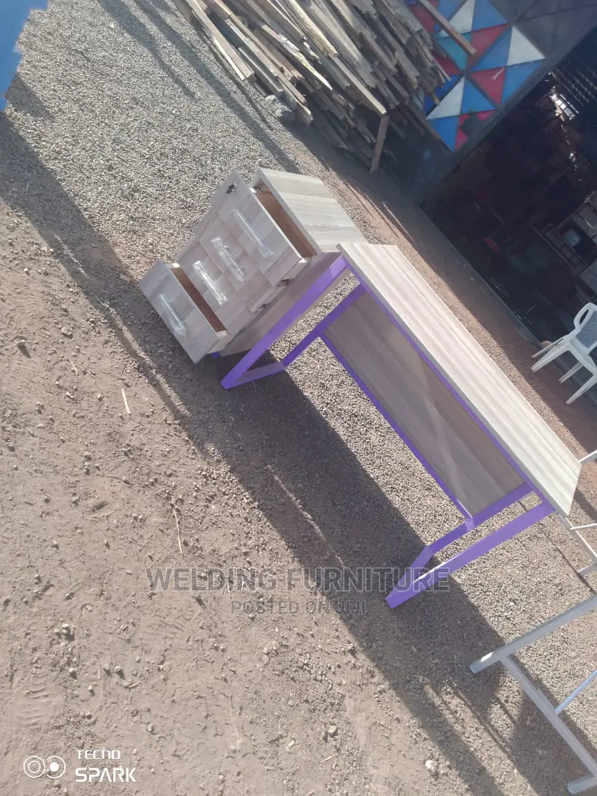 Office Desk and Side Drawes