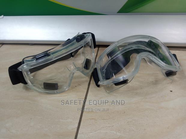Safety Goggles-Has Adjustable Elastic - main view