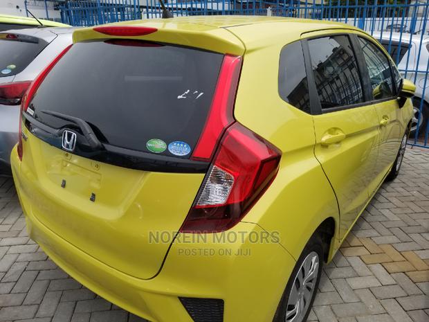 Honda Fit 2014 Yellow - thumbnail 9
