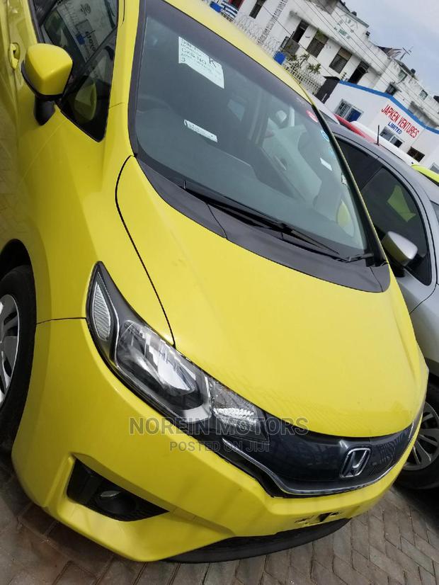 Honda Fit 2014 Yellow - thumbnail 3