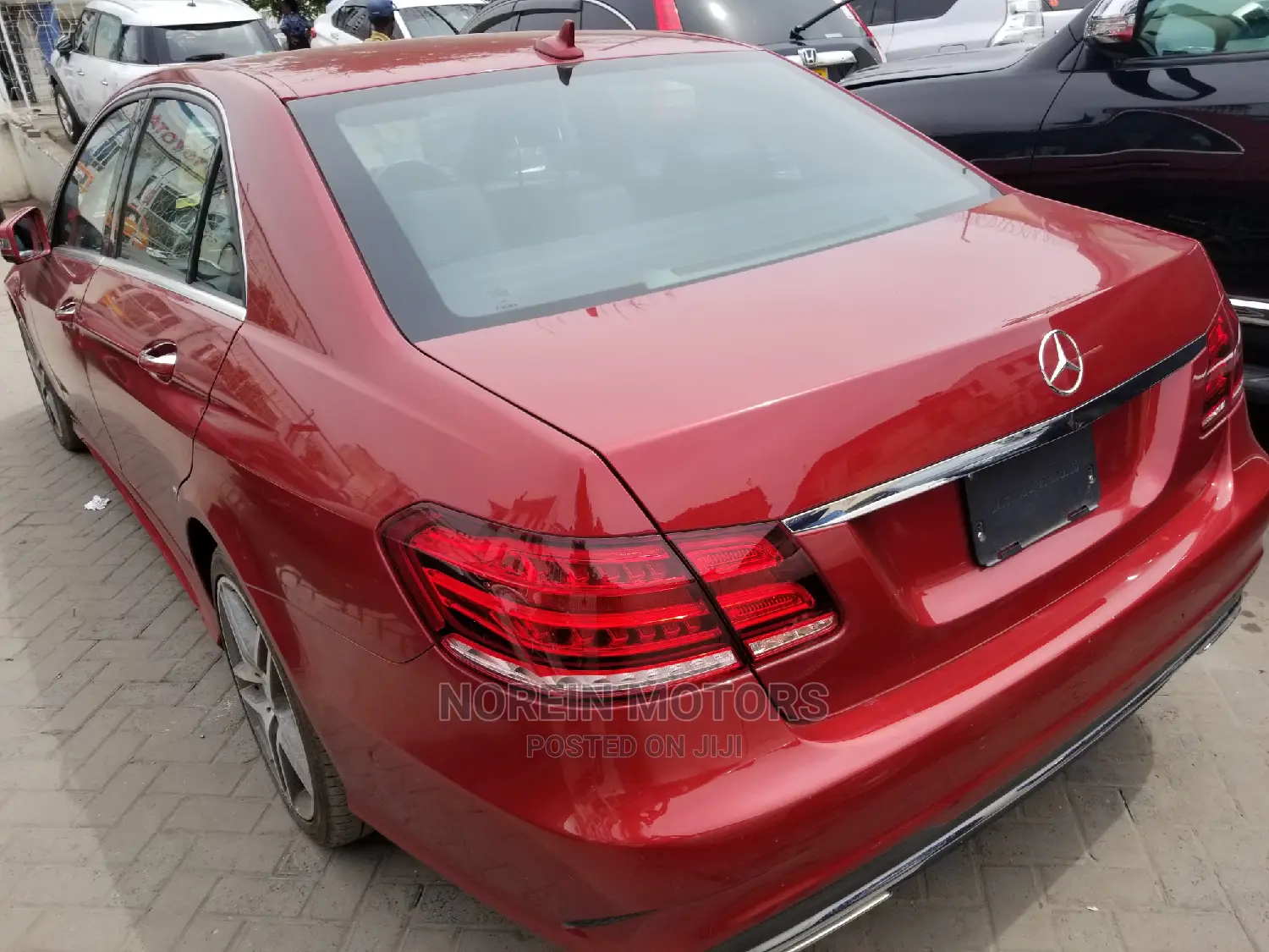 Mercedes-Benz C200 2014 Red