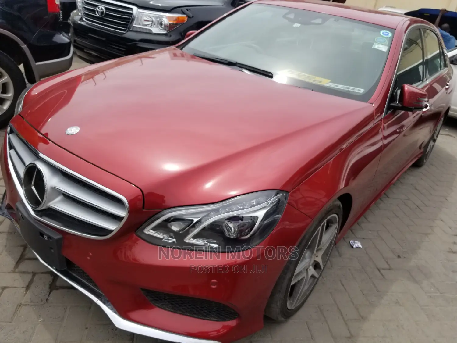 Mercedes-Benz C200 2014 Red