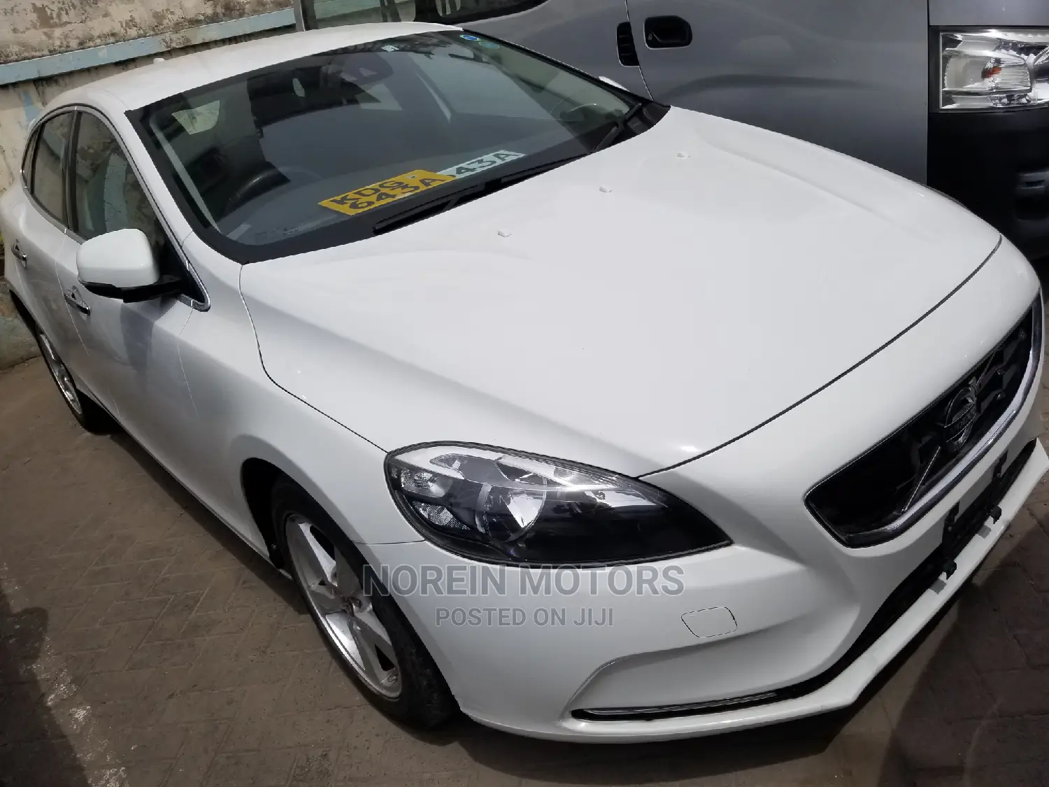 Volvo V40 2014 White