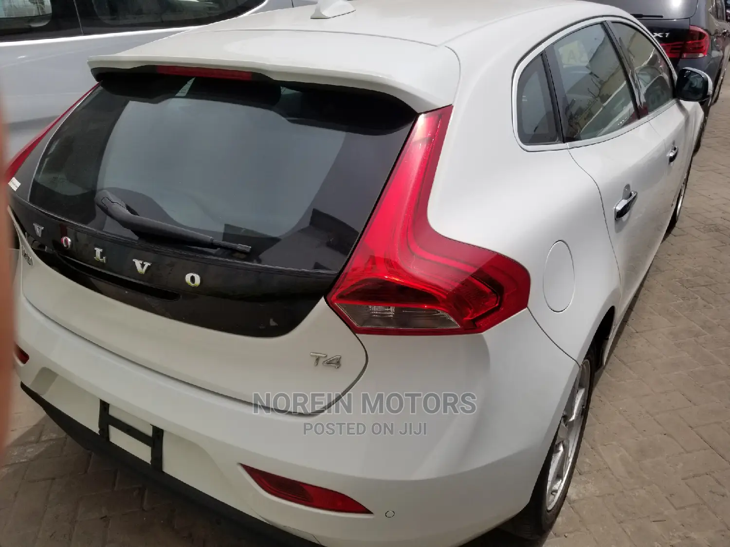 Volvo V40 2014 White