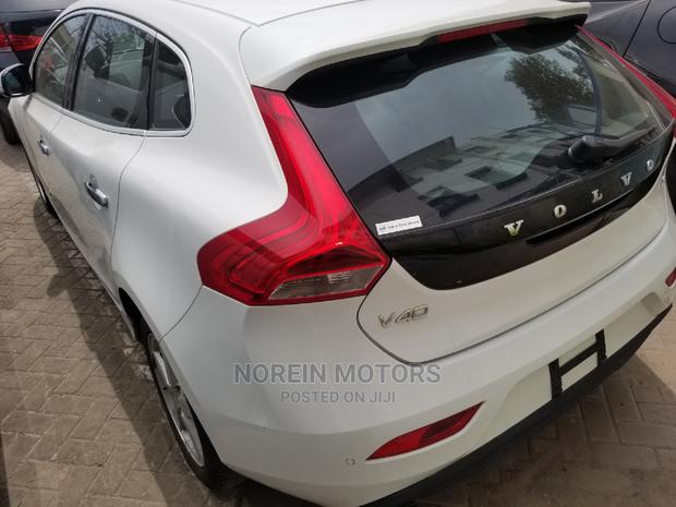 Volvo V40 2014 White - thumbnail 5