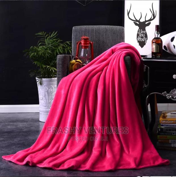 Fleece Blanket Red . - main view