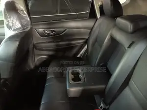 Nissan X-Trail 2015
