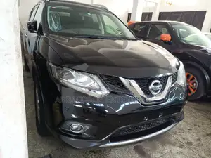 Nissan X-Trail 2015