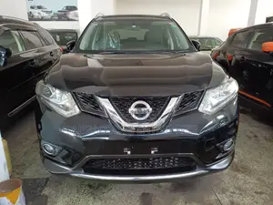 Nissan X-Trail 2015