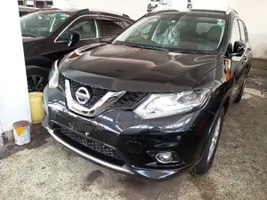 Nissan X-Trail 2015