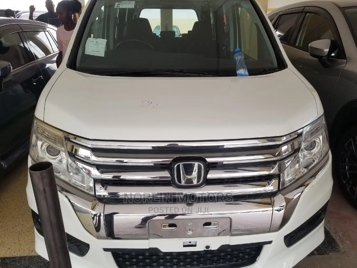 Honda Stepwgn 2014 White