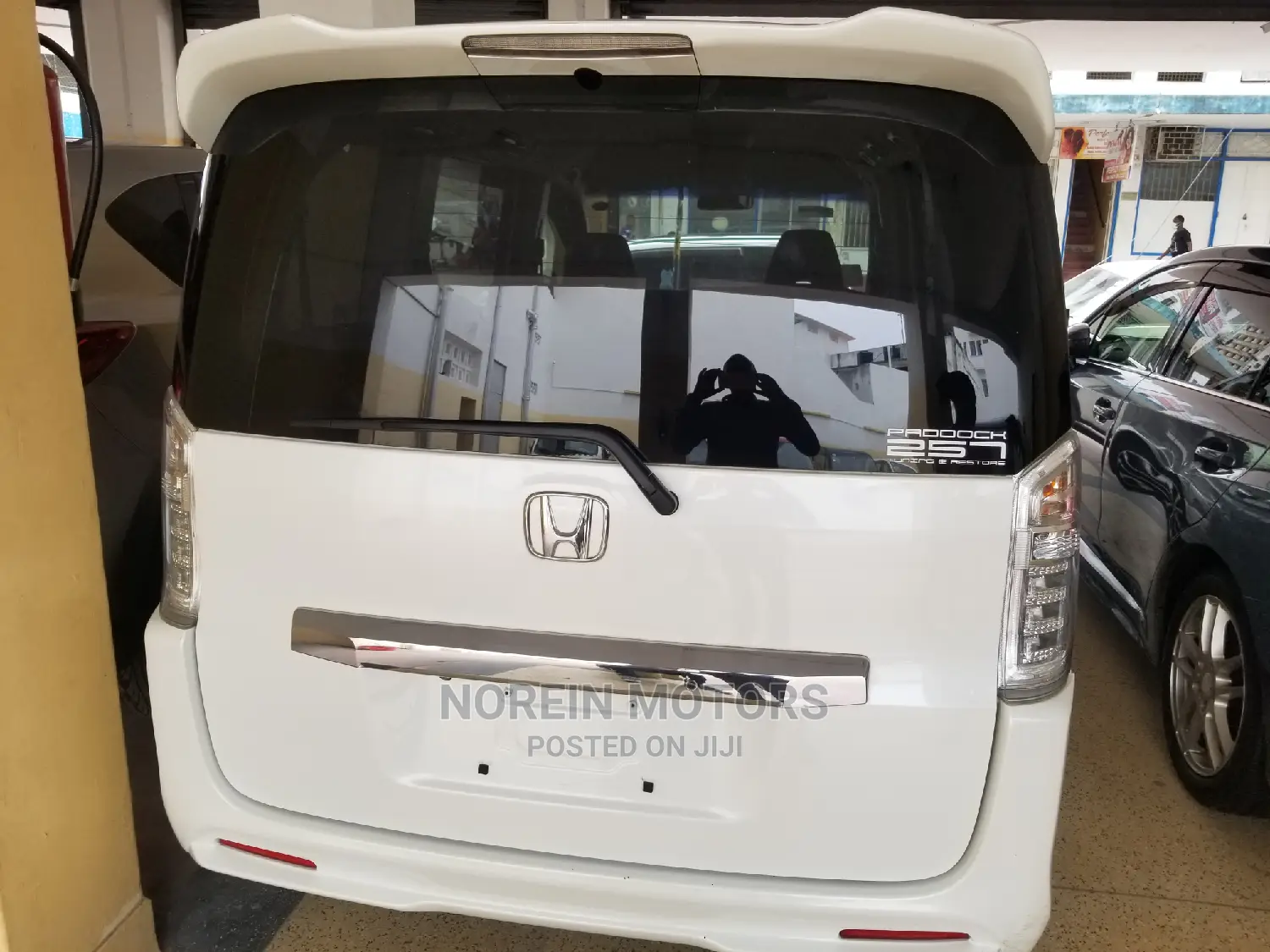 Honda Stepwgn 2014 White