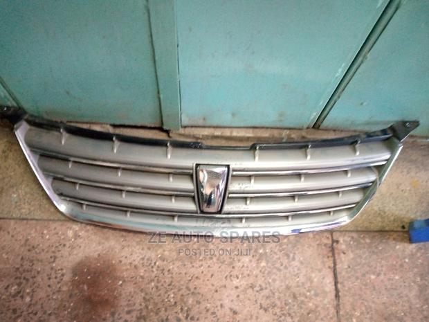 Toyota Premio Grill