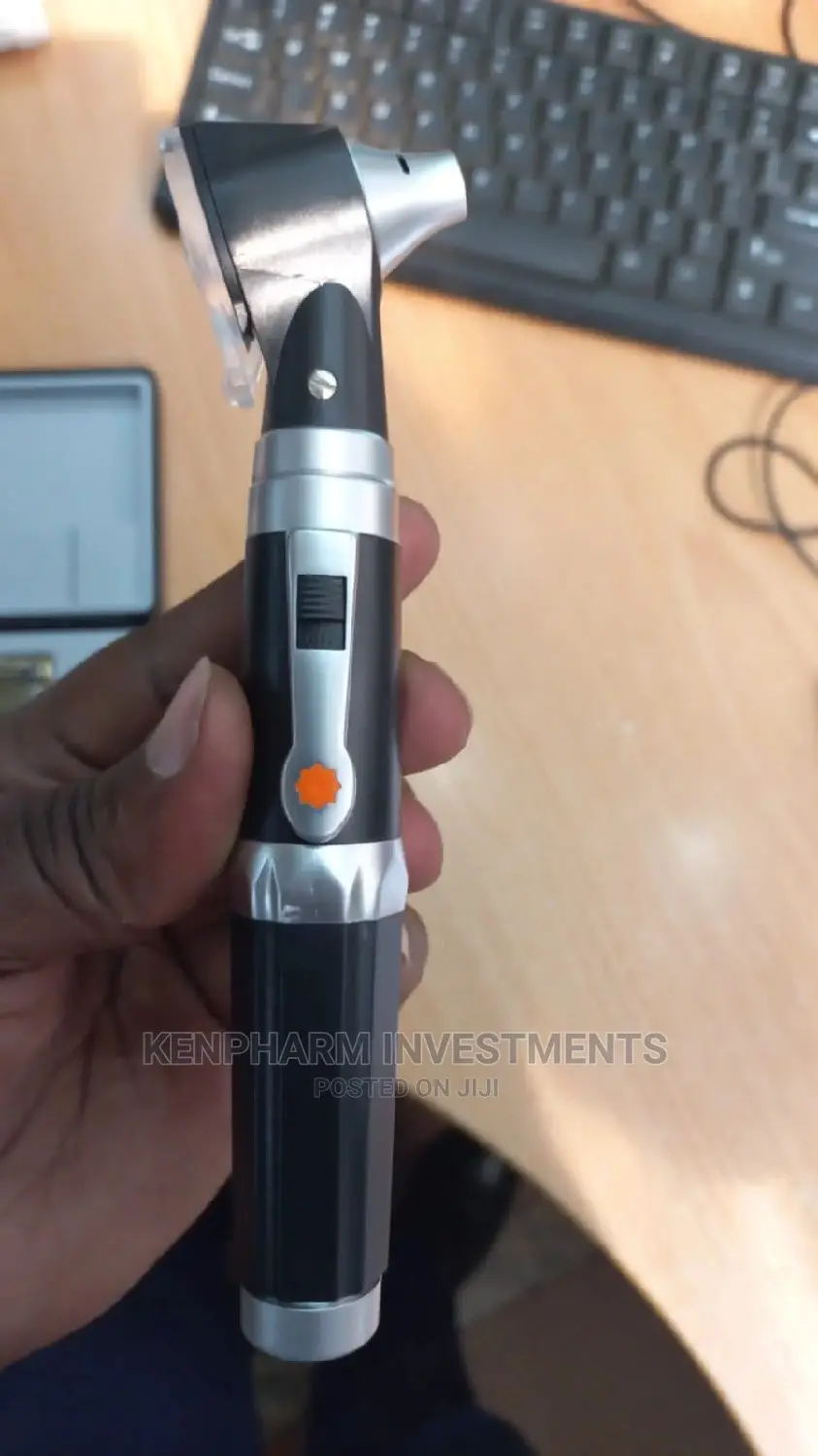 Otoscope Machine