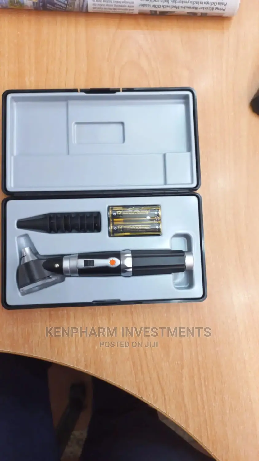 Otoscope Machine