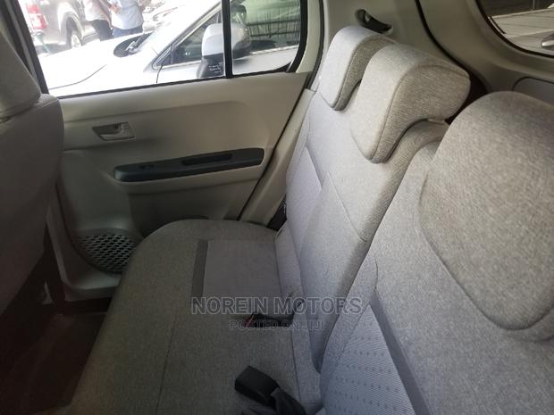 Toyota Porte 2015 White - thumbnail 3