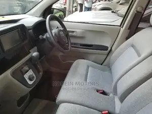 Toyota Porte 2015 White