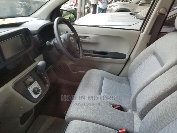 Toyota Porte 2015 White - thumbnail 4