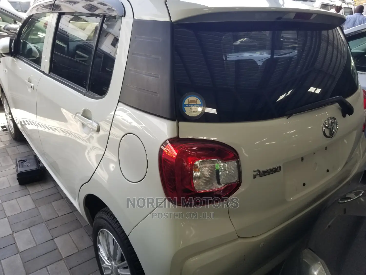 Toyota Porte 2015 White