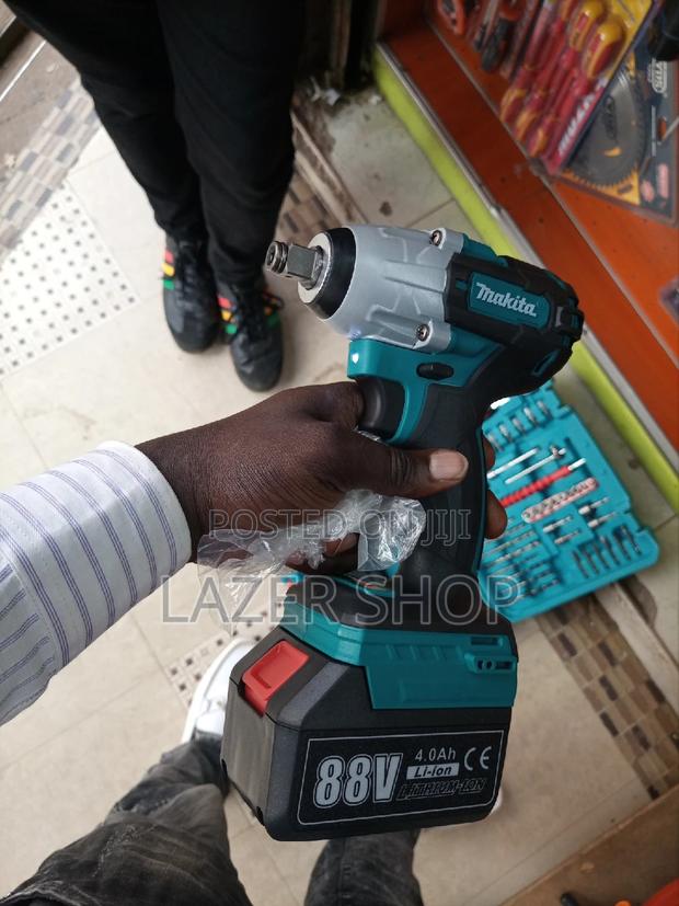 Cordless Impact Wrench/Drill - thumbnail 4