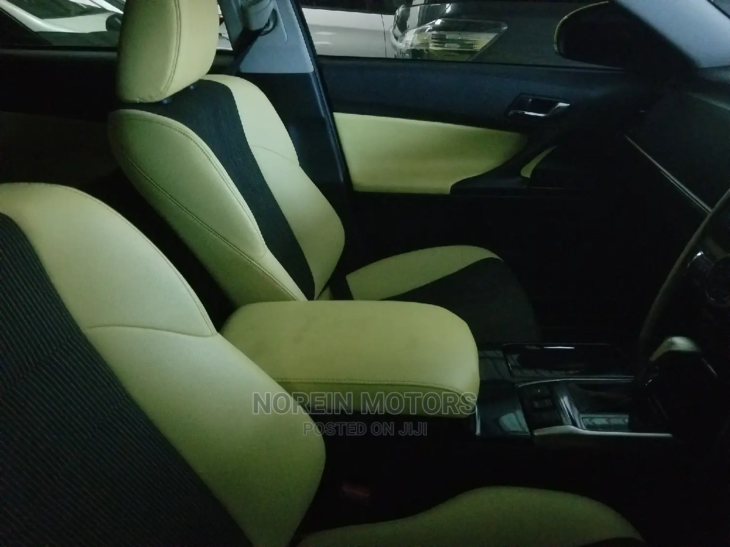 Toyota Mark X 2015 Yellow