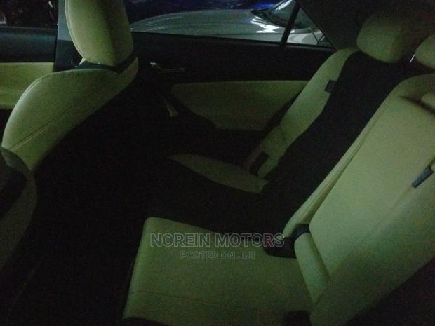 Toyota Mark X 2015 Yellow - thumbnail 9