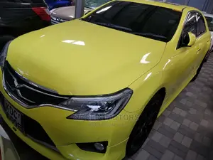 Toyota Mark X 2015 Yellow
