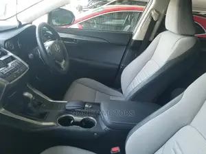 Lexus NX 300h 2014 Silver