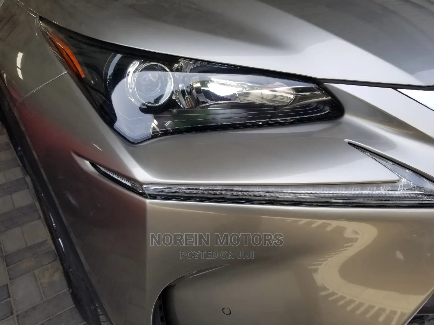 Lexus NX 300h 2014 Silver