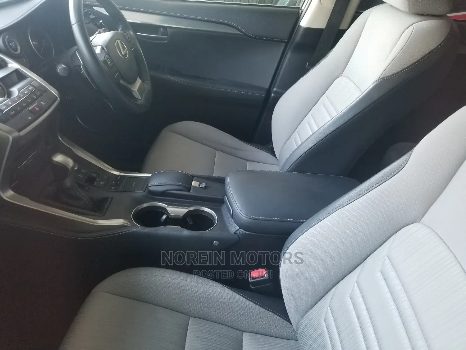 Lexus NX 300h 2014 Silver