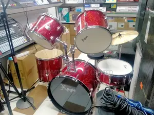 American Knight Drumset