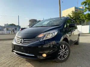 Nissan Note 2015 Black