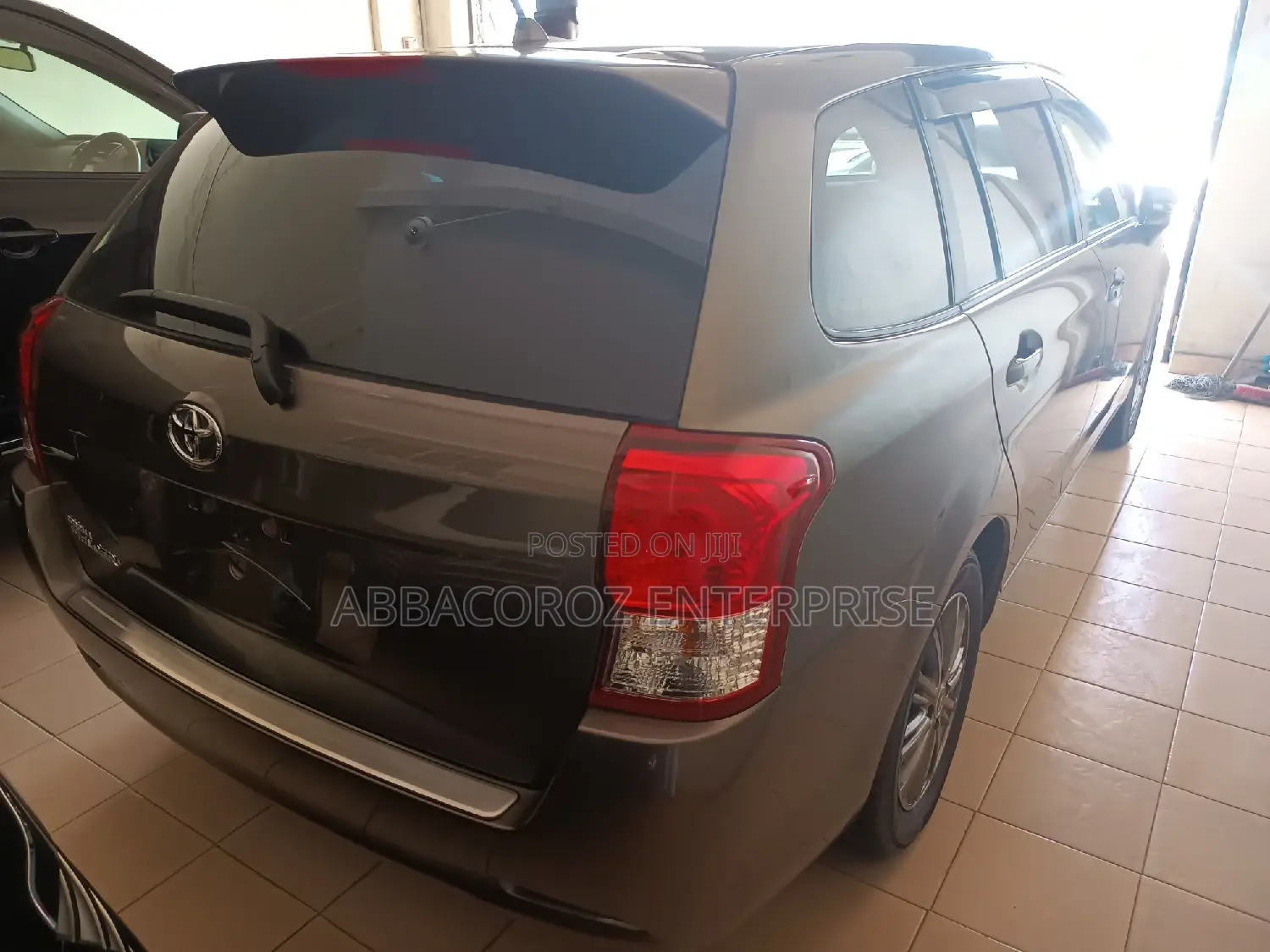 Toyota Corolla Fielder 2015