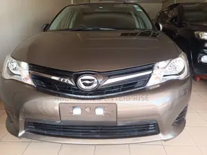 Toyota Corolla Fielder 2015