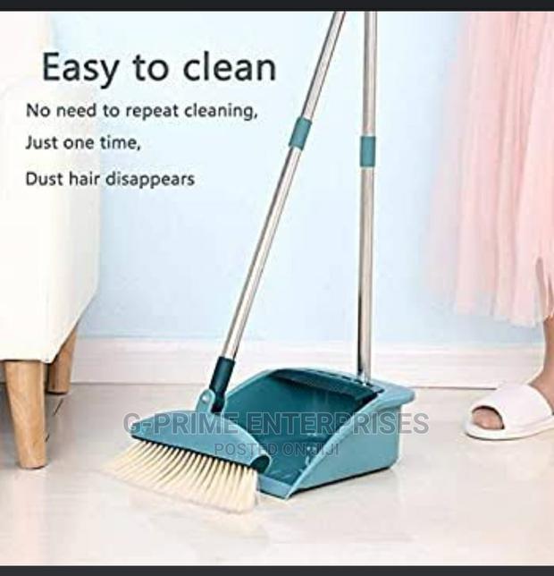 Broom Sweeper - main view