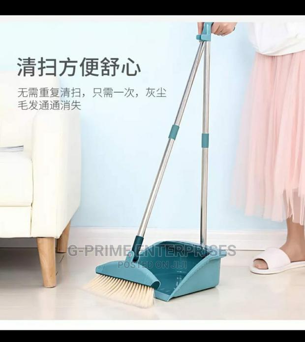 Broom Sweeper - thumbnail 2