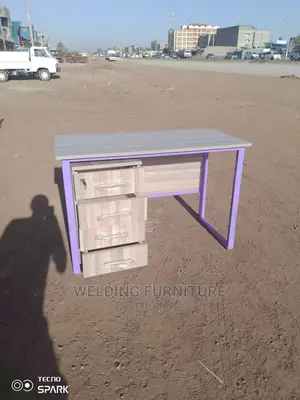 Office Desk 1.6m