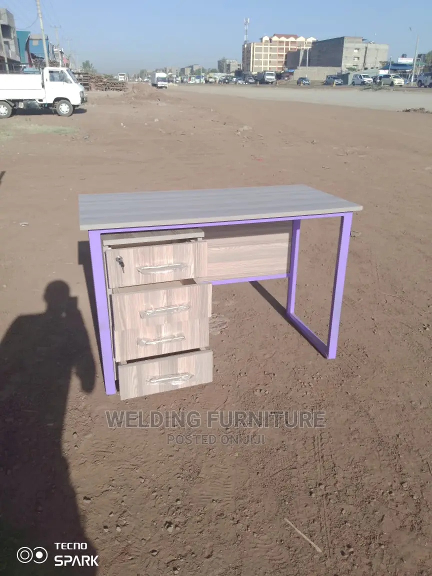 Office Desk 1.6m