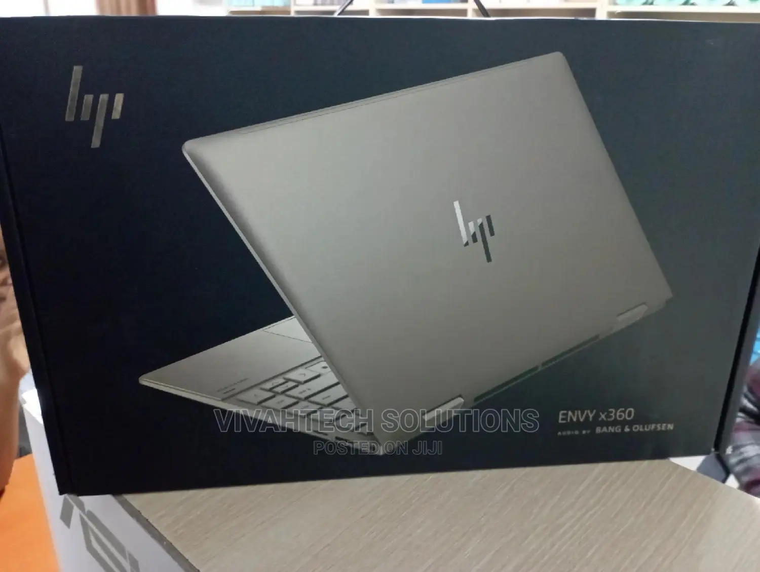 New Laptop HP Envy X360 8GB Intel Core I5 256GB