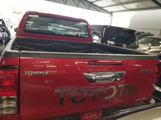 Toyota Hilux 2016 Red - thumbnail 7