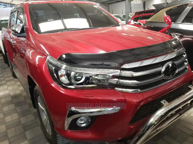 Toyota Hilux 2016 Red - thumbnail 12