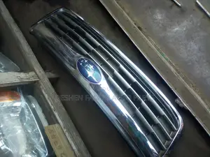 Subaru Sh5 Grill