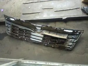 Subaru Sh5 Grill