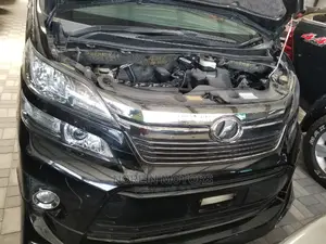 Toyota Vellfire 2014 Green